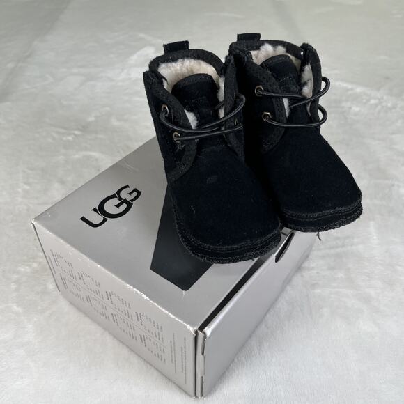 UGG Baby Neumel Boots Booties Black Size 02/03 Small 6-12m in Box Bnfts Charity - Picture 1 of 16
